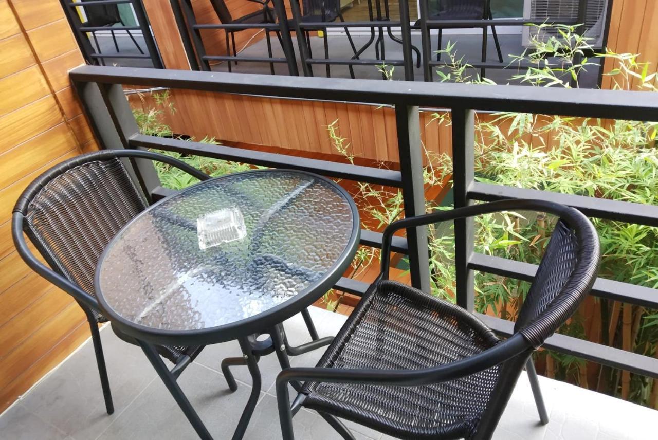 The M Pool Villas Bangkok - Bts Ekkamai Exterior photo